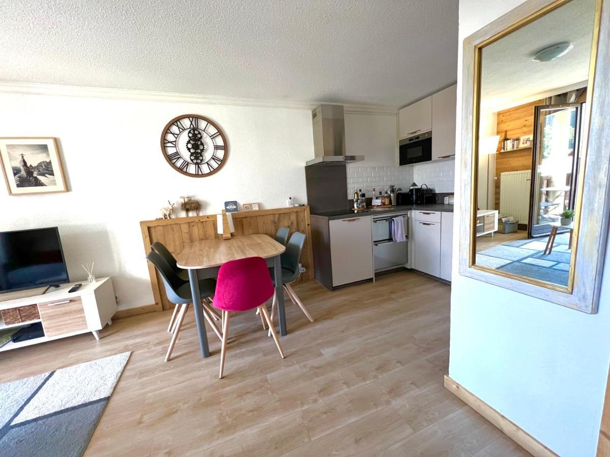 Mont Blanc 43, Vue Mont Blanc , Balcon, Parking Apartment Шамони Екстериор снимка